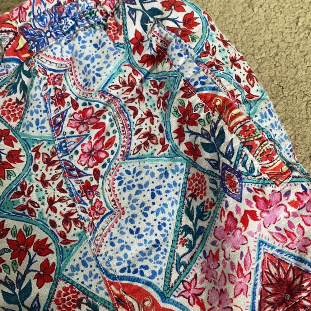 Patterned GAP Shorts - Picture 3 of 6